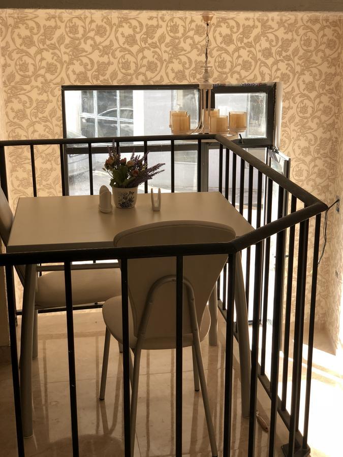 Lilu Hotel Tbiliszi Kültér fotó