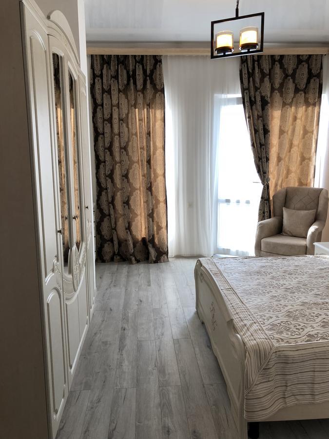 Lilu Hotel Tbiliszi Kültér fotó