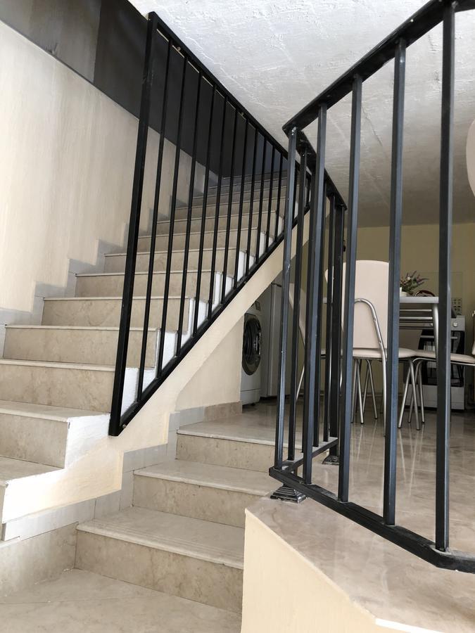 Lilu Hotel Tbiliszi Kültér fotó