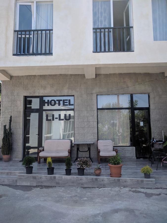 Lilu Hotel Tbiliszi Kültér fotó